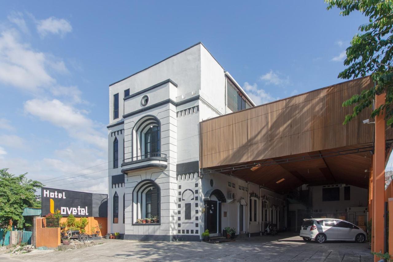 Hotel Reddoorz Near Jalan Sudirman Padang Exterior foto